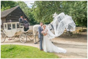 wedding horse and cart